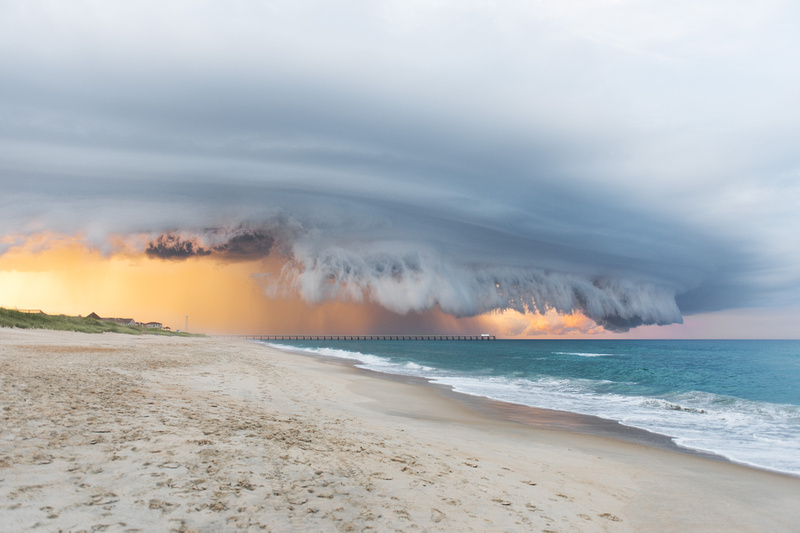 3153.23-shelf.cloud.sunset